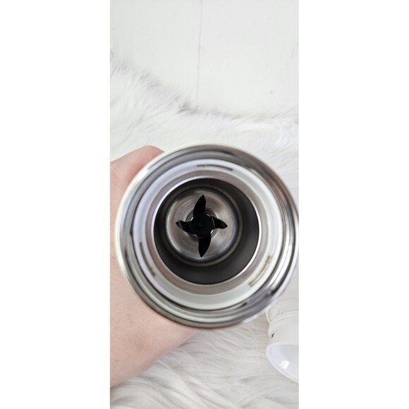 White Insulated Thermos - Picture 11 of 12